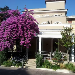 Pirandello 3* Roma