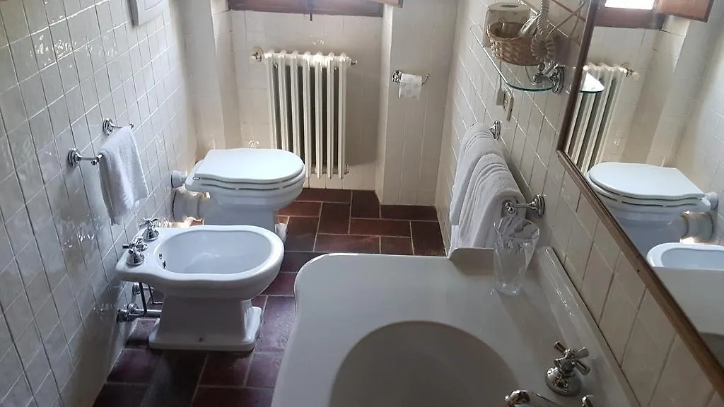Locanda Di Alberi Borgo San Lorenzo 2*,  Italy